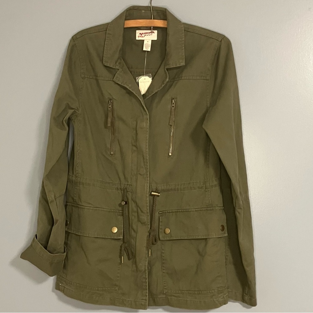 ARIZONA JEANS UTILITY JACKET, OLIVE GREEN SIZE M. NWT